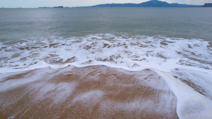 厦门台风海浪