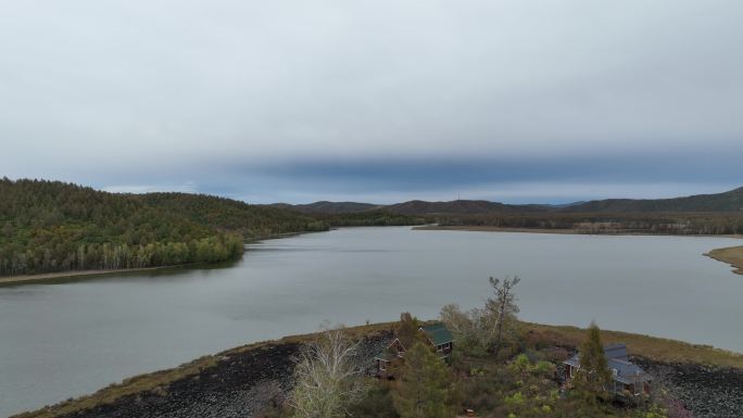 航拍内蒙火山堰塞湖达尔滨湖