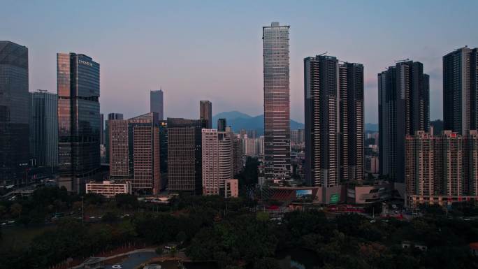 4K航拍深圳水贝高楼建筑群