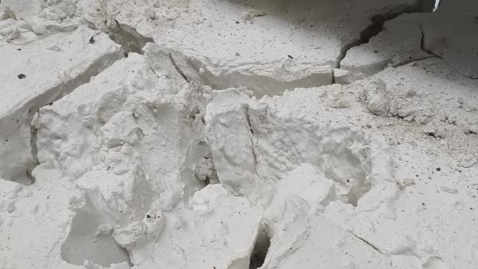 石灰膏石灰浆发石灰水建筑材料石灰膏石灰池