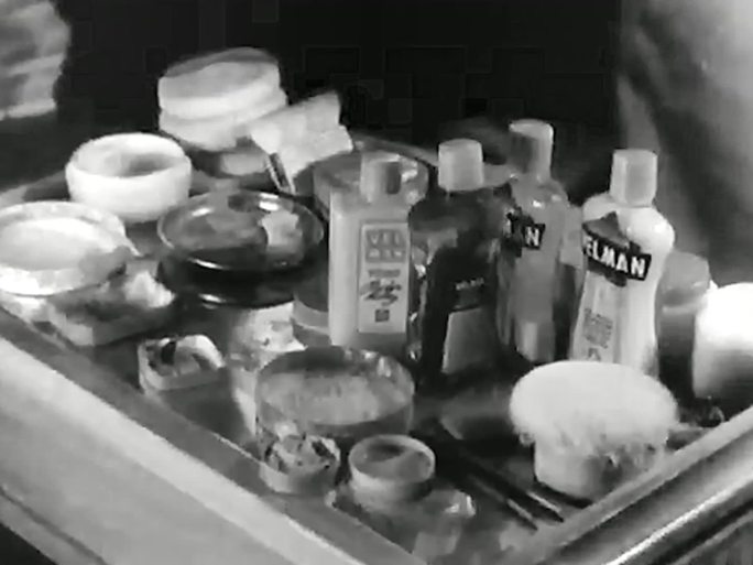 1949年战后日本 火车婚礼