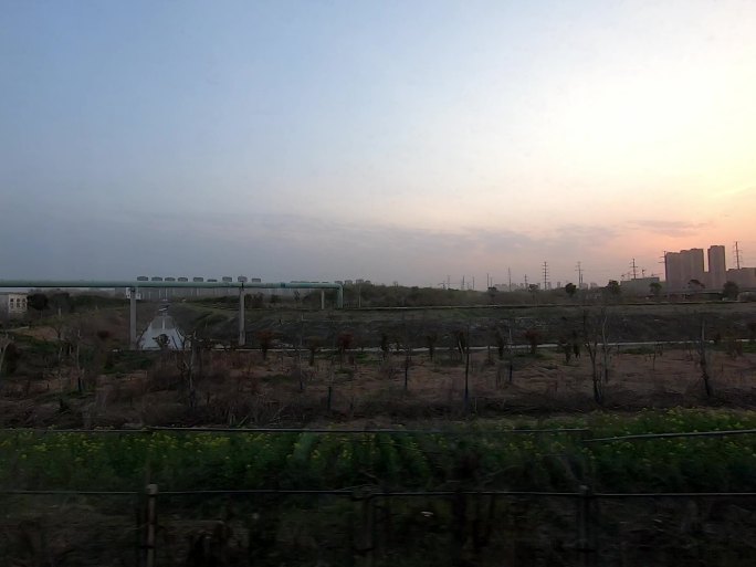 从火车上看乡村