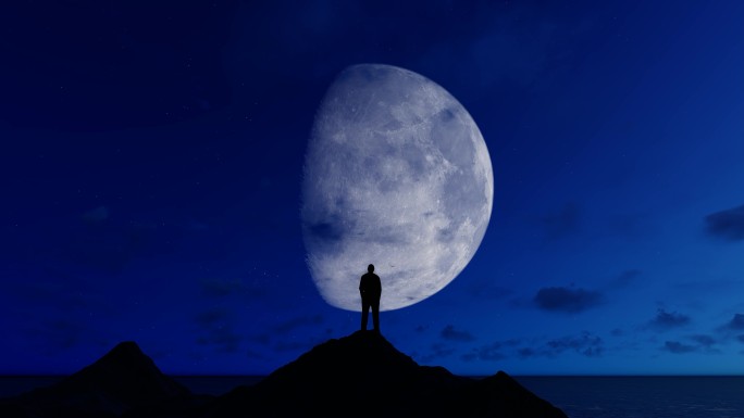 站山顶仰望月亮变化的人