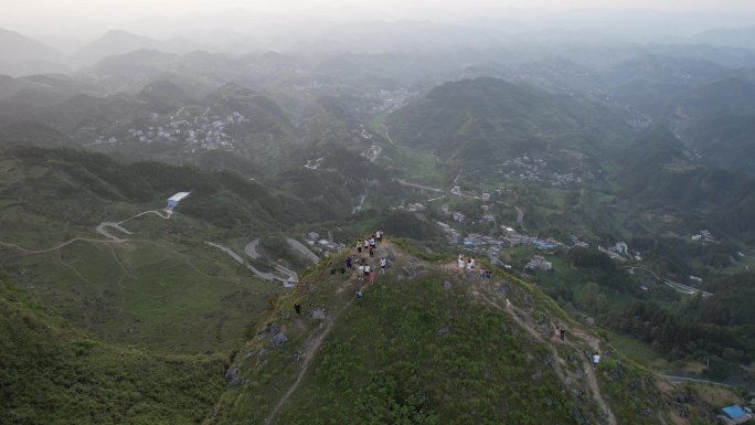 贵州山顶夕阳拍摄