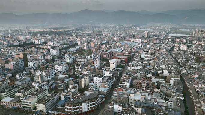 云南旅游风光弥渡县城全景远景