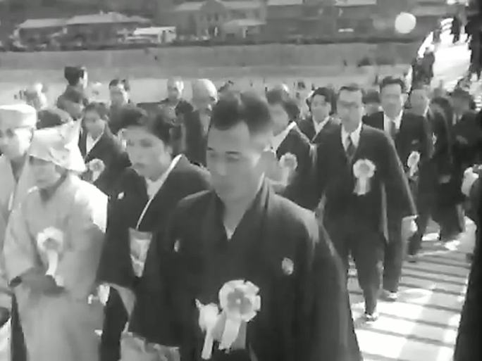 1953年战后日本 古大桥修复建成仪式