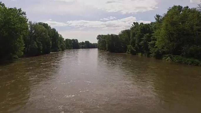 河上的空中飞行河流亚马逊水道