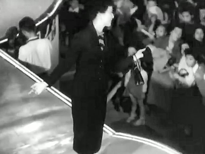 1951年战后日本 时装秀