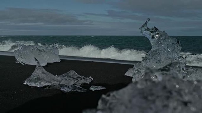 钻石海滩冰块海浪