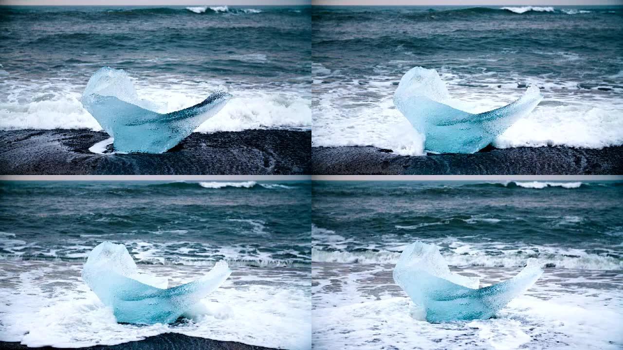 冰岛约库尔萨隆海滩的冰