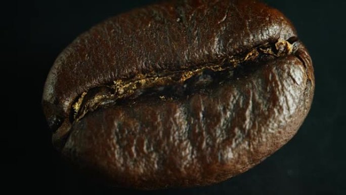 烤咖啡豆的宏观照片。在巴西，哥伦比亚和委内瑞拉生产的高品质阿拉伯咖啡的特写镜头。