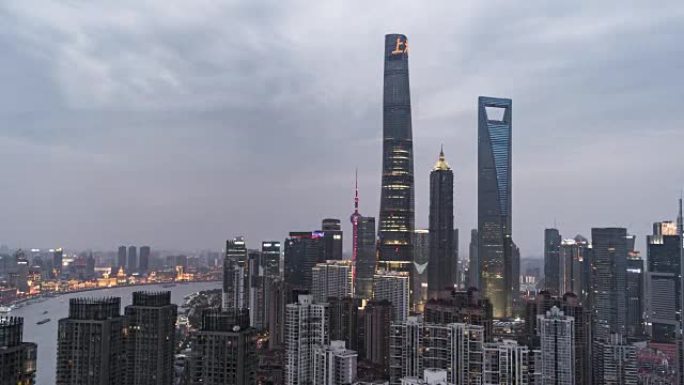 T/L WS HA TD上海陆家嘴金融区高视角，昼夜过渡/中国上海