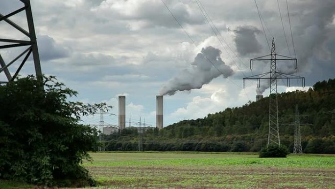 起重机上升：烟囱烟囱污染废气排放石化油化