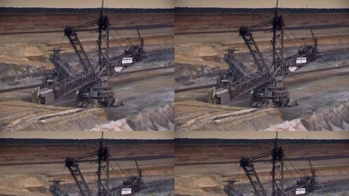 巨型褐煤挖掘机NTSC