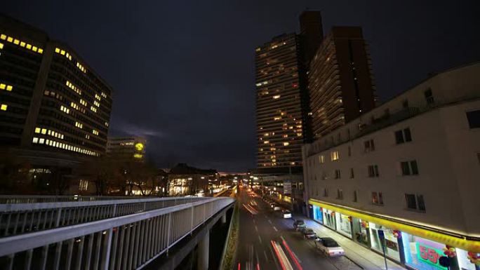 夜晚的城市街道