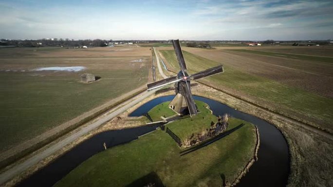 飞越荷兰历史悠久的风车