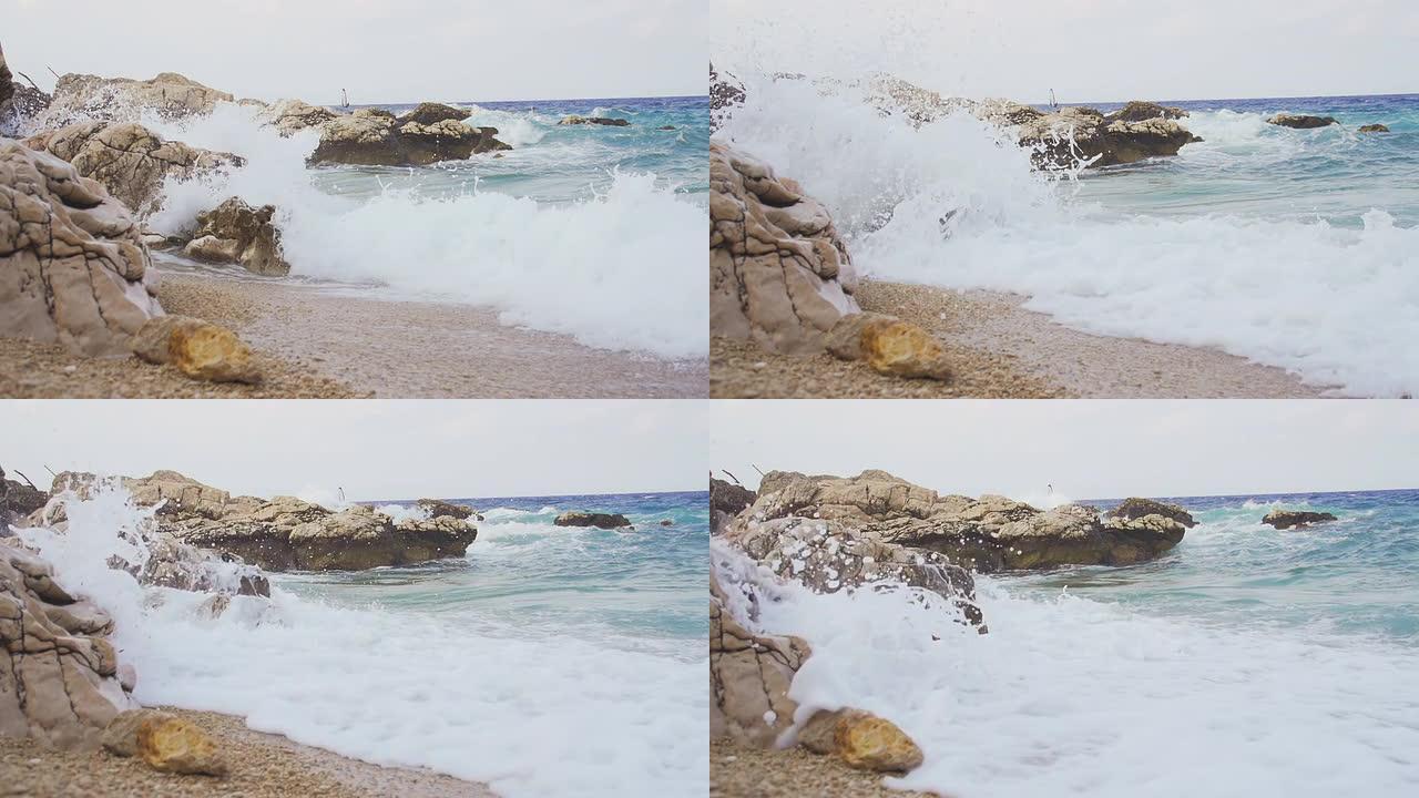 HD SUPER SLOW MO：海浪冲击岩石