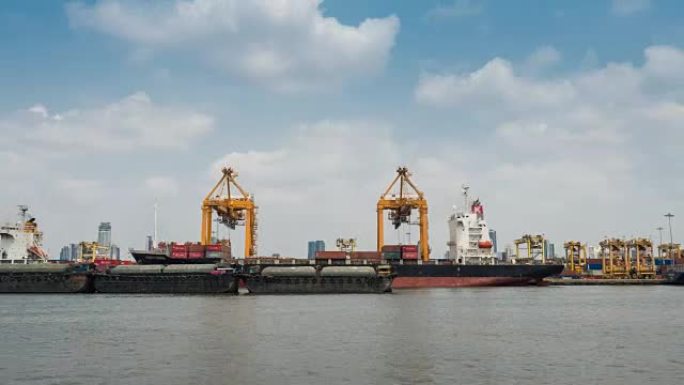货船从曼谷造船厂出发进行物流，4K(UHD)