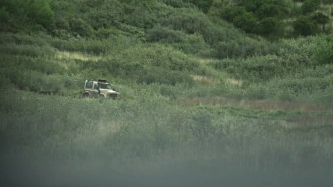 越野车荒野旅游