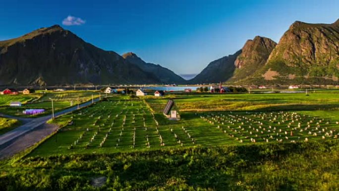 飞越挪威罗浮敦群岛峡湾风景中田园诗般的村庄