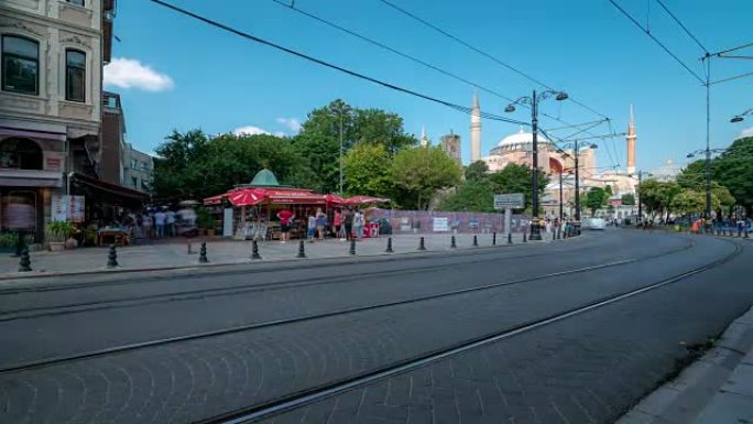 延时: 土耳其伊斯坦布尔老城区的旅行者人群