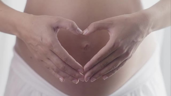 怀孕-心脏手的形状