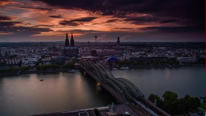 科隆德国和莱茵河科隆大教堂德国地标夜景