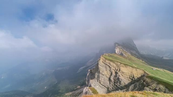 意大利多洛米蒂塞塞达南蒂罗尔阿尔卑斯山欧洲山区延时运动多云