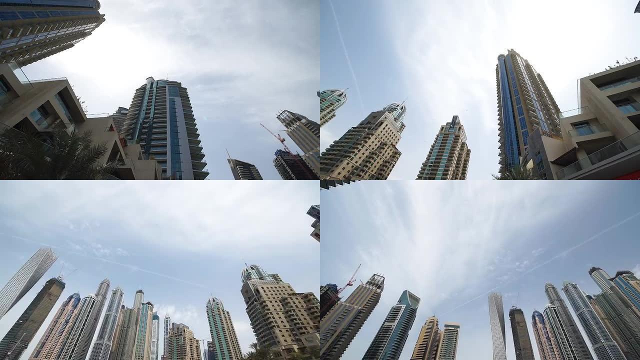 在迪拜的摩天大楼下旋转