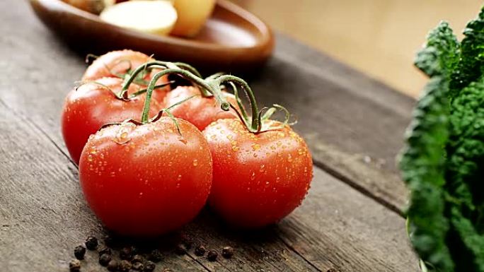 西红柿木质台面复古风格新鲜有机
