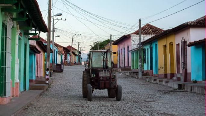 古巴: 旅行: 特立尼达的古巴街