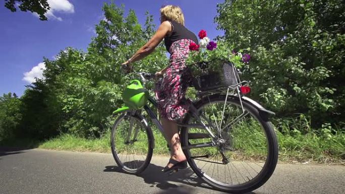 慢动作: 骑自行车的夏日