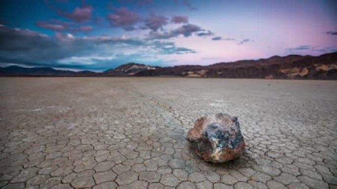 死亡谷国家公园赛马场普拉亚的滑动岩石