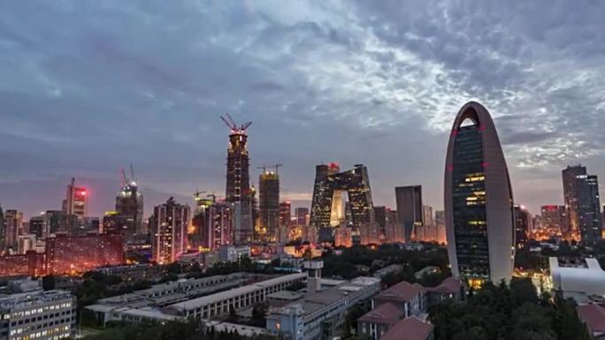 天亮时分北京CBD地区的T/L WS HA ZI鸟瞰图，昼夜过渡