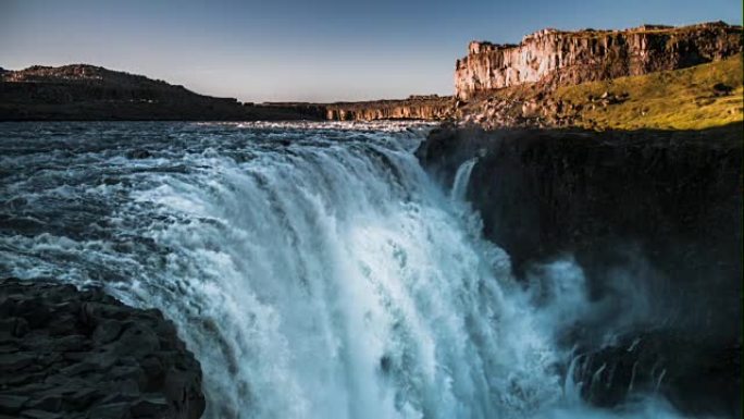 冰岛令人惊叹的瀑布Dettifoss