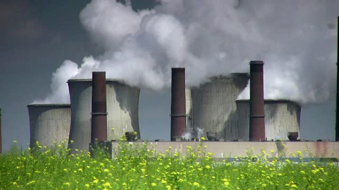 重工业烟囱污染废气排放石化油化工火电