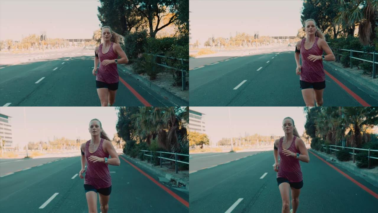 在城市环境中慢跑的女性