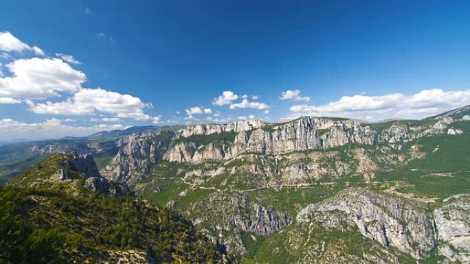 法国维尔登峡谷陡峭的山脉