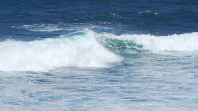 海浪破裂大海海洋海水海浪拍摄