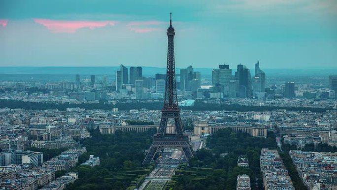 时间流逝: 巴黎天际线与埃菲尔铁塔