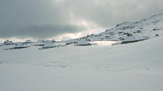 冬季在Velika Planina的DS牧民小屋
