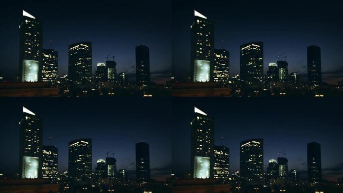 夜晚的城市摩天大楼