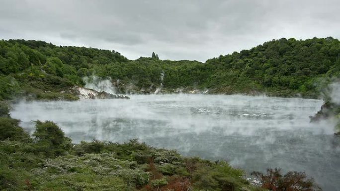 地热湖地热景观热泥浴温泉度假