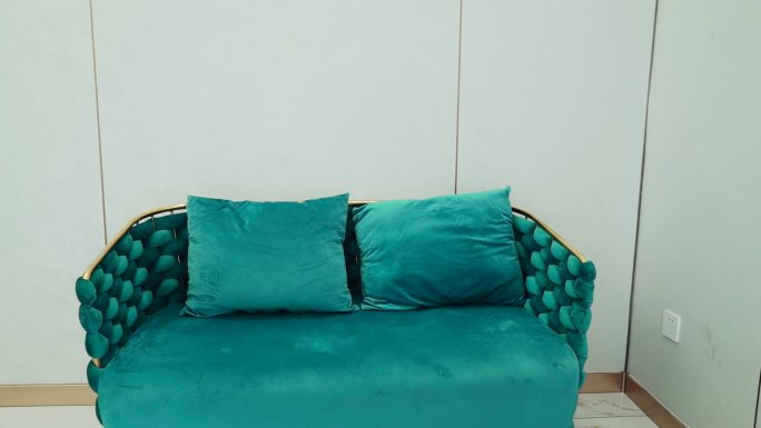 蓝色磨皮沙发休息区