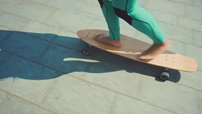 女人在街上滑板