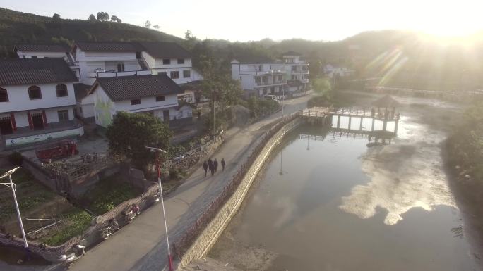 下基层 城中村 爱民扶贫