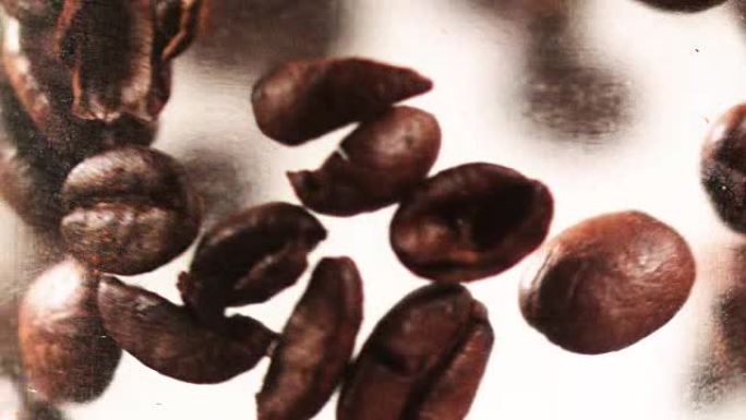 掉落的咖啡豆掉落的咖啡豆