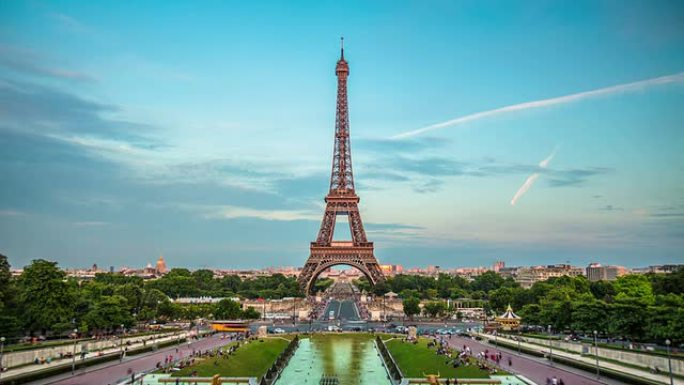 时间流逝: 巴黎-埃菲尔铁塔