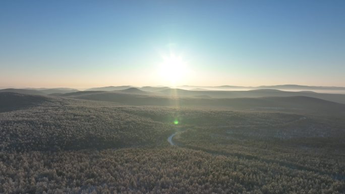 大兴安岭林海日出雪景