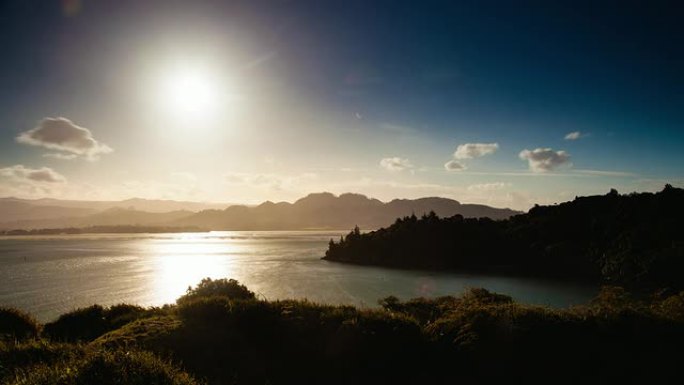 时间流逝：新西兰丰盛湾海岸线